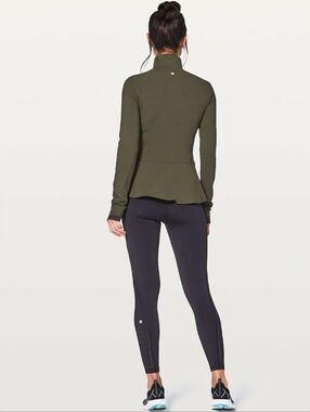 Lululemon Jacket 💚